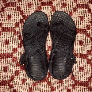 Women’s Size 9 Black Dual-Strap Chacos